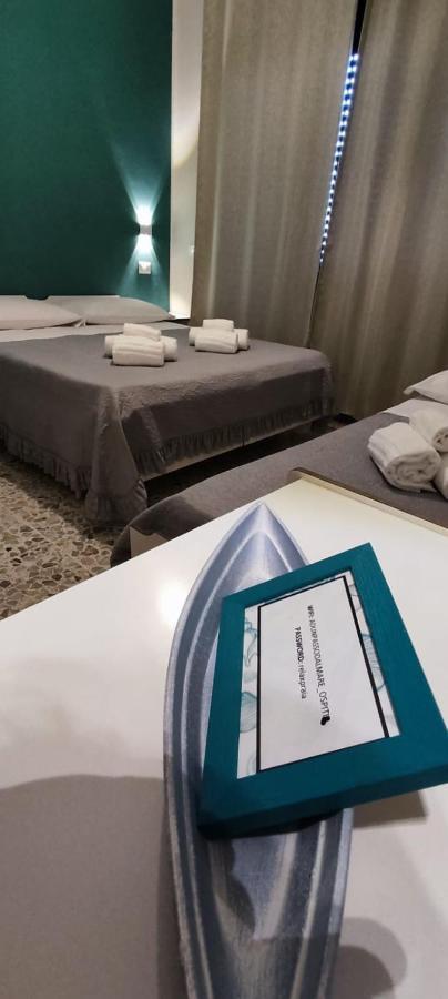 프라이아 아 마레 Ad Un Passo Dal Mare B&B 외부 사진