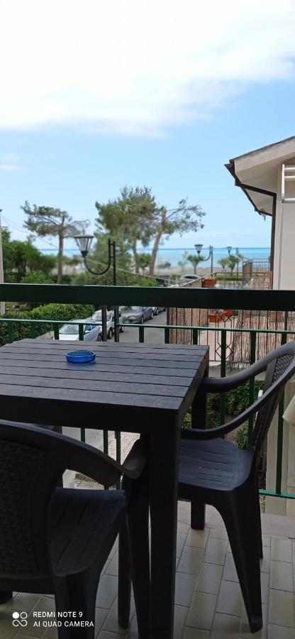 프라이아 아 마레 Ad Un Passo Dal Mare B&B 외부 사진