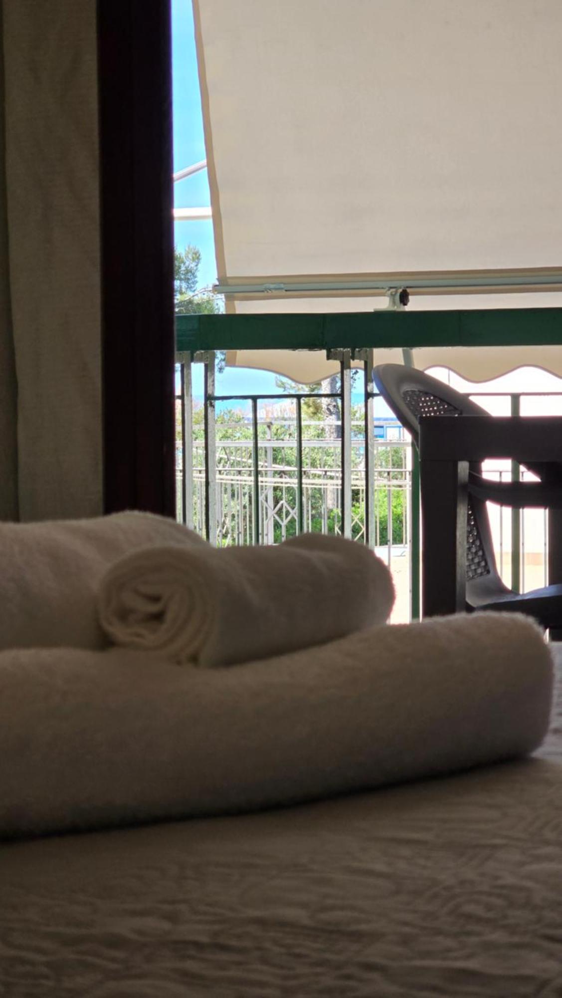 프라이아 아 마레 Ad Un Passo Dal Mare B&B 외부 사진